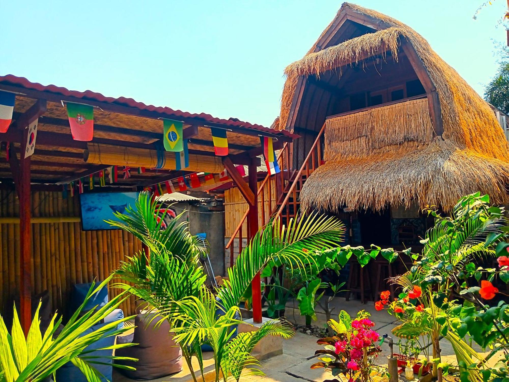 Good Vibes Bungalows Gili Trawangan Exterior foto